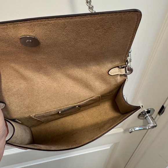 Coach Cream Crossbody Bag with Chain Strap -NWOT - Picture 6 of 6